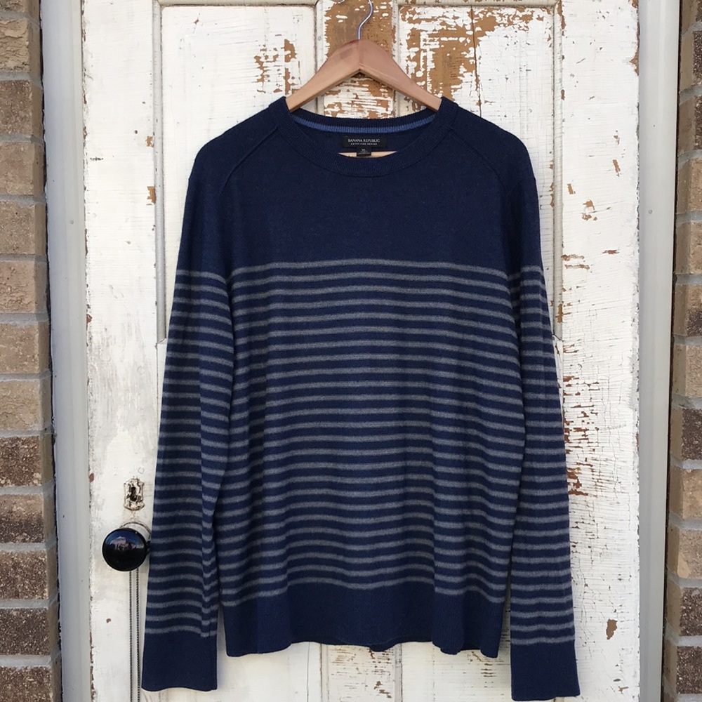🍄Banana Republic Extra Fine Merino Wool Stripes Sweater
